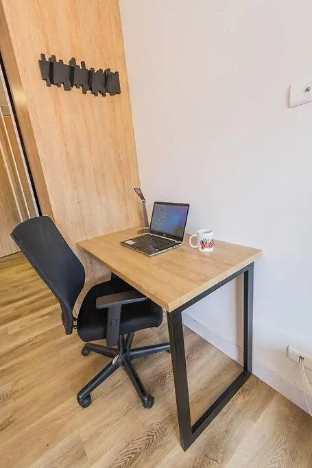 Poblado, Modern Studio, Coworking, A/C, Gym 1411 Medellin Apartment
